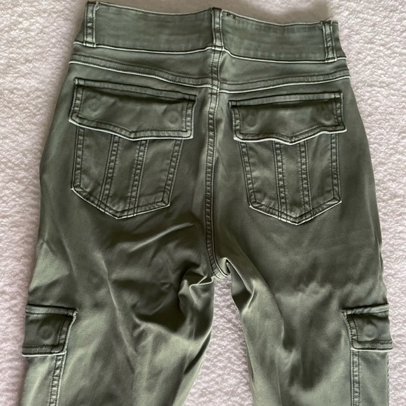 Spanx size small petite cargo skinny pants. Olive/military green. - Picture 3 of 4